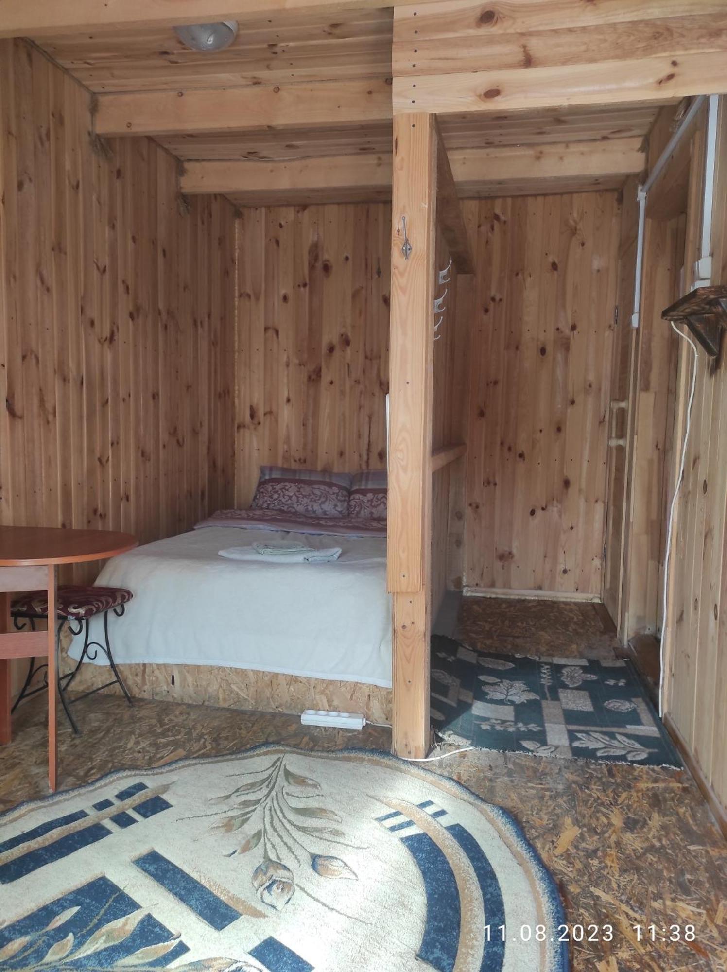 Mini-Hotel Kamianets Экстерьер фото
