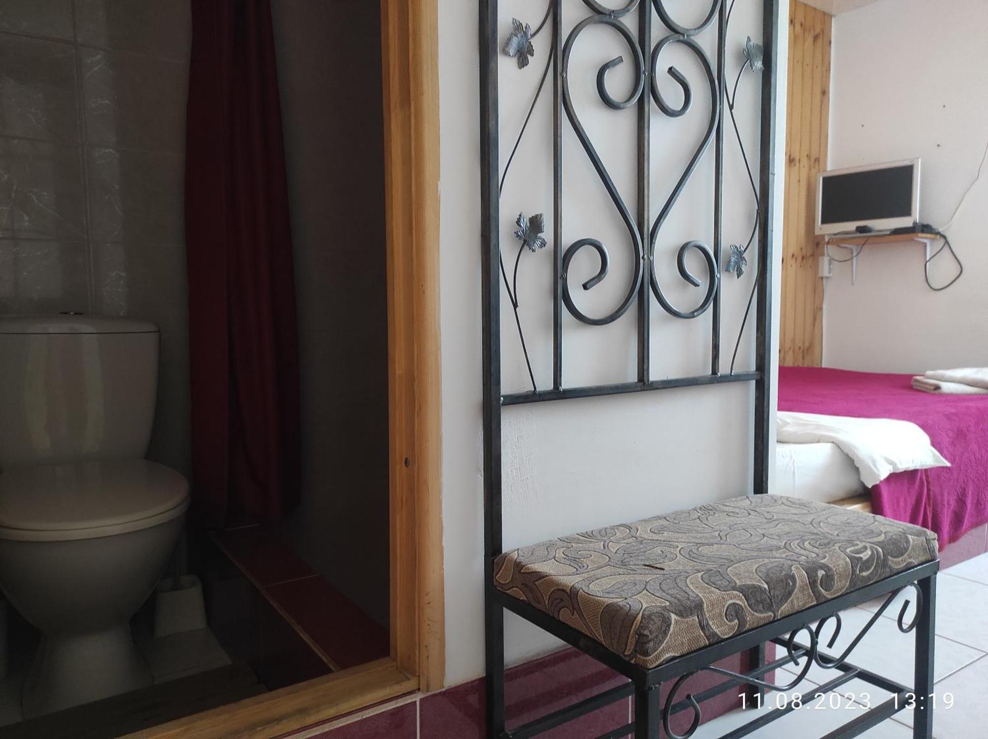 Mini-Hotel Kamianets Экстерьер фото