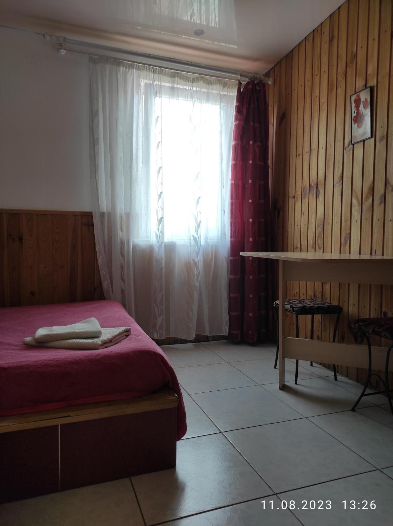 Mini-Hotel Kamianets Экстерьер фото