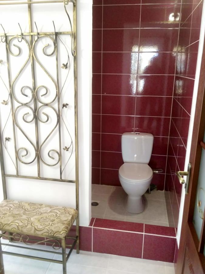 Mini-Hotel Kamianets Экстерьер фото