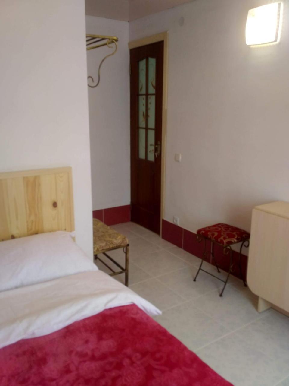 Mini-Hotel Kamianets Экстерьер фото